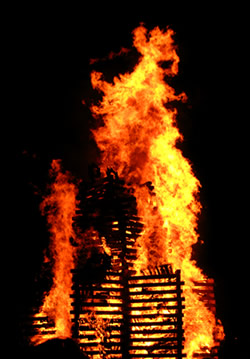 bonfire05.jpg